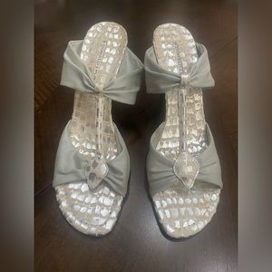 Donald J Pliner silver heels